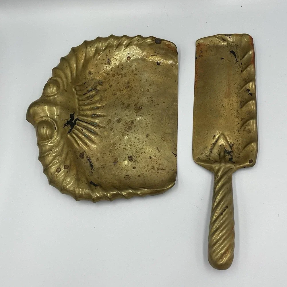 Brass Silent Butler Set Vintage Scooper Pan And‎ Scraper Patina Old Unique